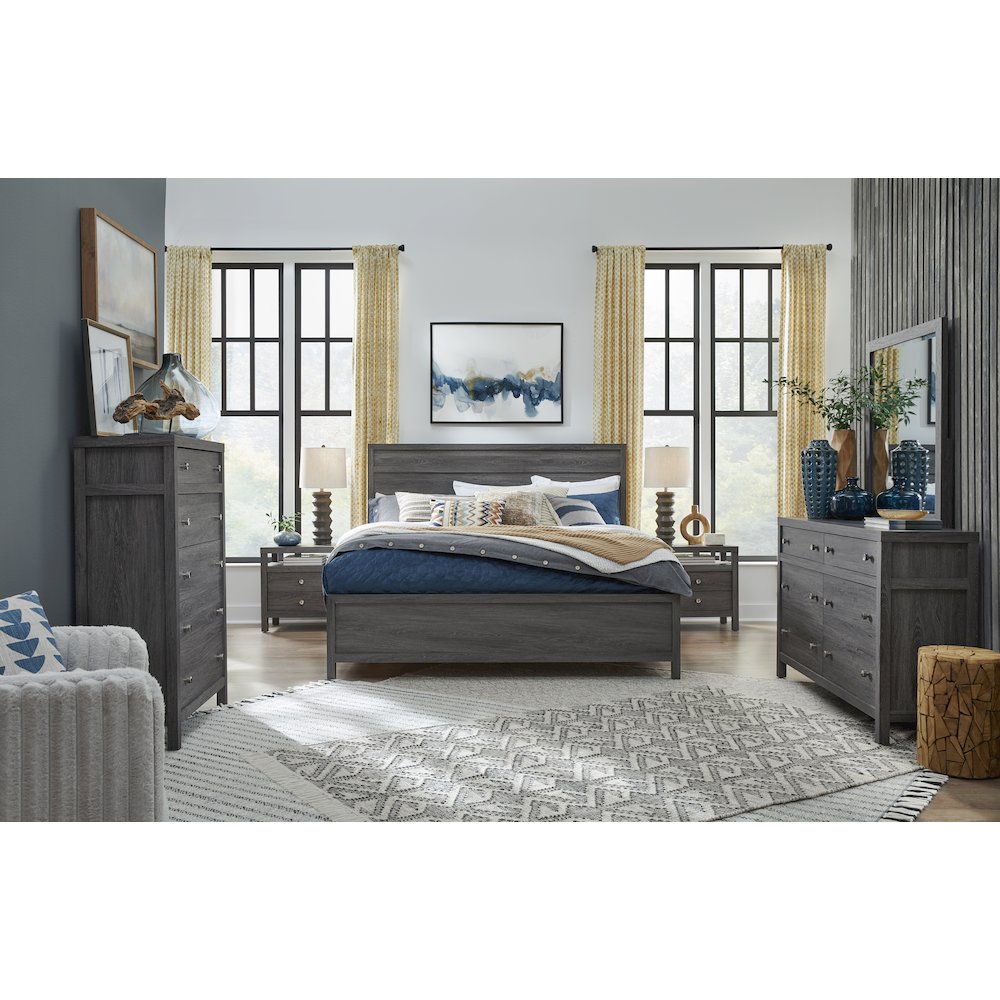 Merrifield Raisin Black Drawer Chest. Picture 7