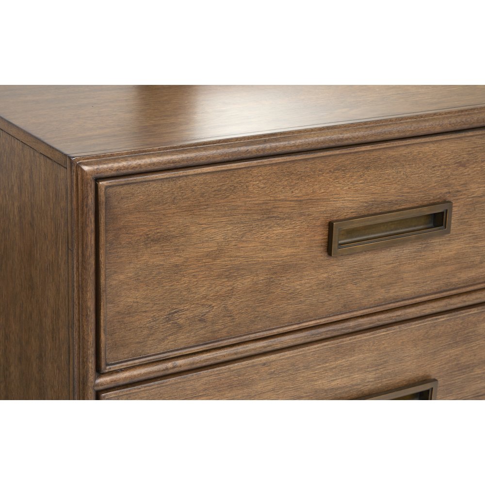Ridgefield Russet Door Chest. Picture 8