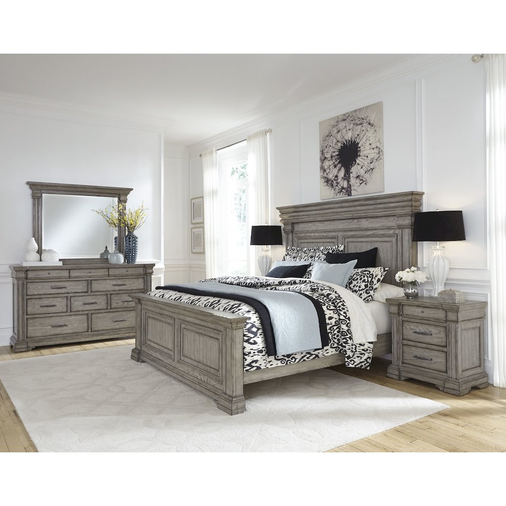 Pulaski Madison Ridge Heritage Taupe Queen Panel Bed. Picture 8