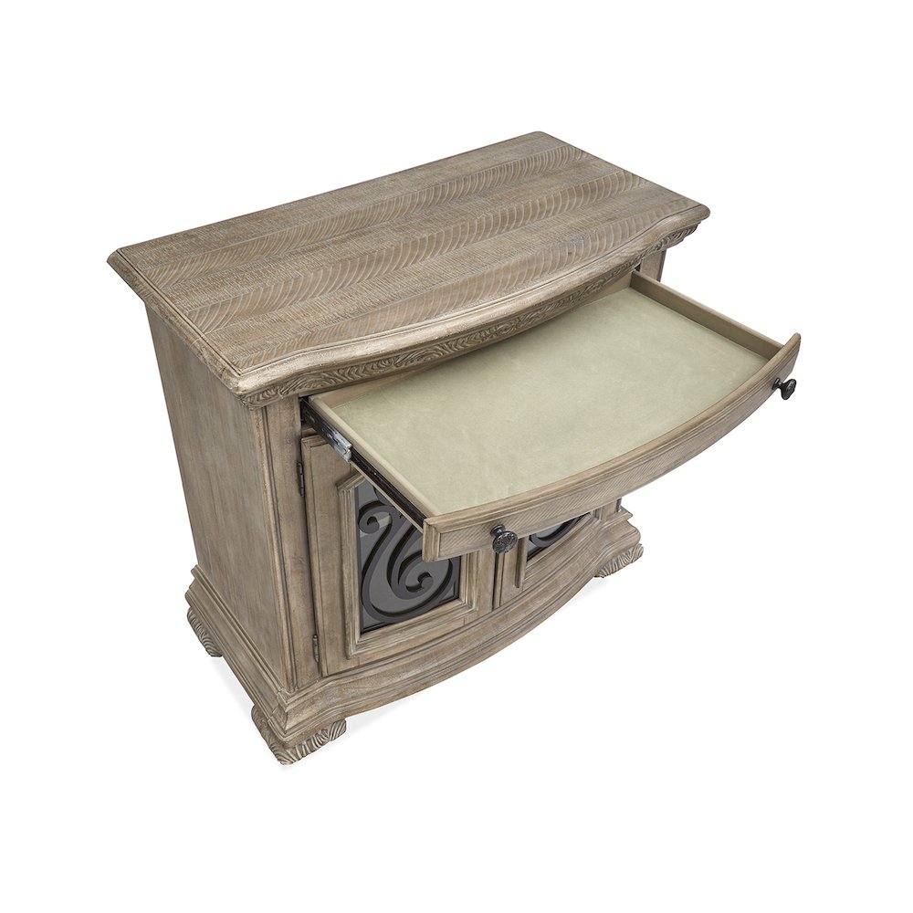 Marisol Fawn Bachelor Chest. Picture 6