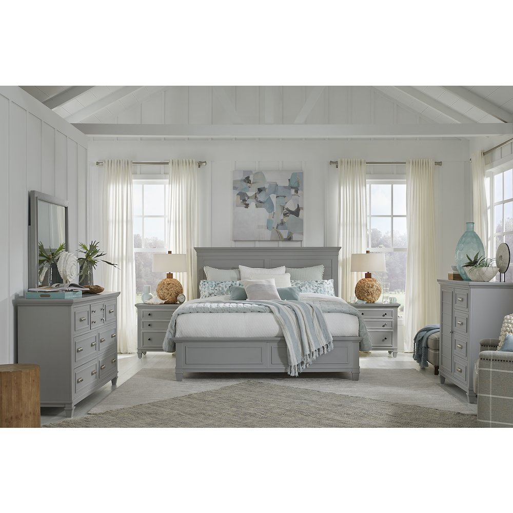 Charleston Harbor Gray Queen Grey Panel Bed. Picture 5