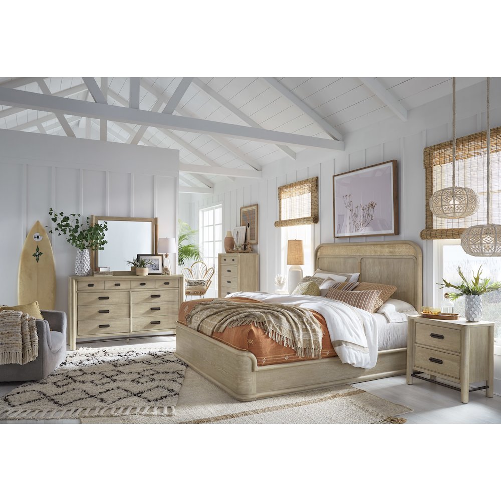 Sunset Cove Sanibel Brown Queen Panel Bed. Picture 9