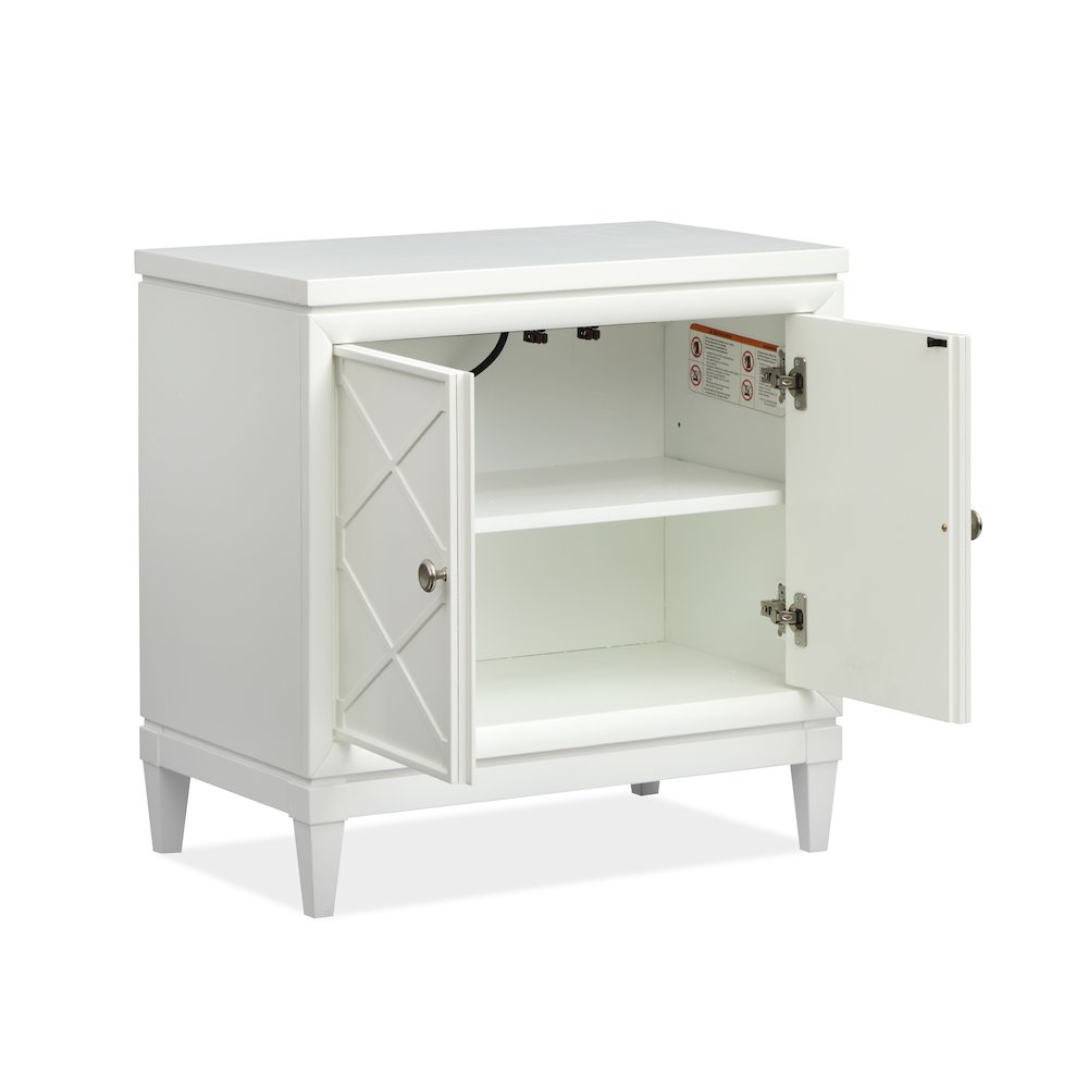 Springhouse Whisper White Door Nightstand. Picture 4
