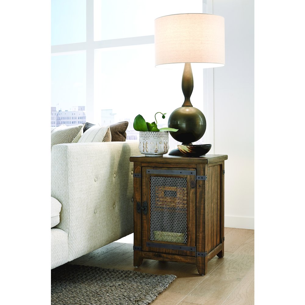 Chesterfield Farmhouse Timber Chairside End Table. Picture 5