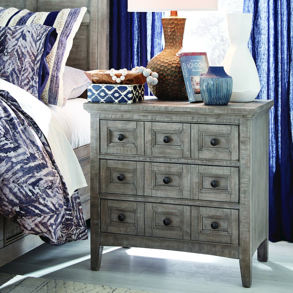 Paxton Place Dovetail Grey Drawer Nightstand. Picture 4