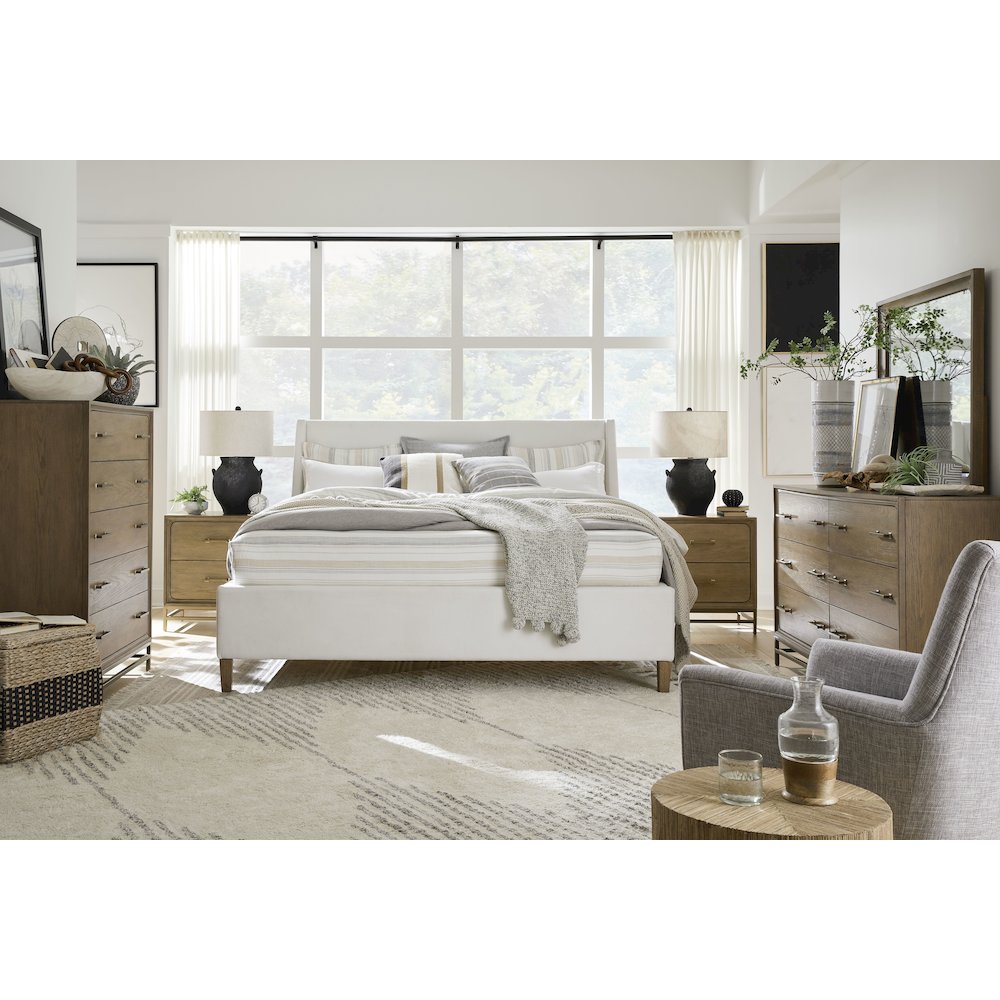 Lindon Belgian Wheat And Coffee Bean Queen White Upholstered Island Bed. Picture 6