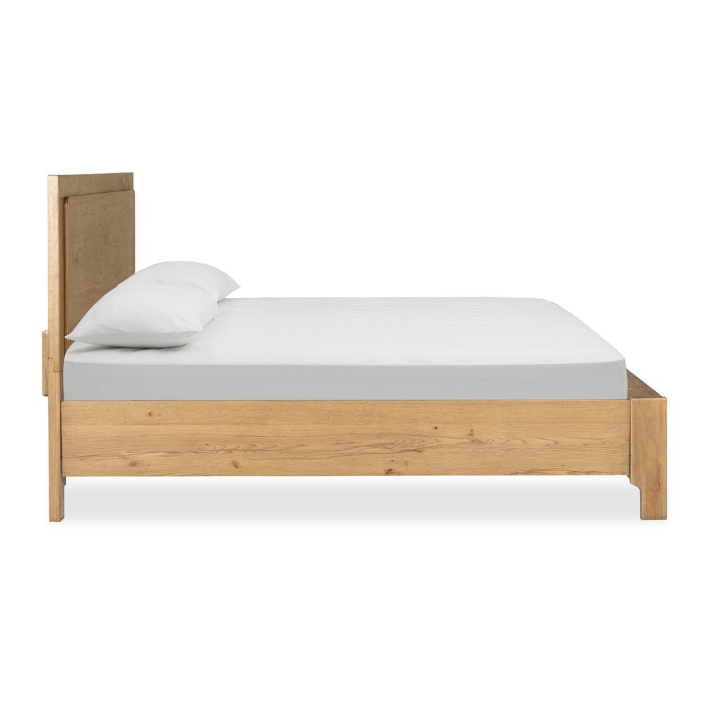 Davenport Rustic Caramel King Panel Bed. Picture 3
