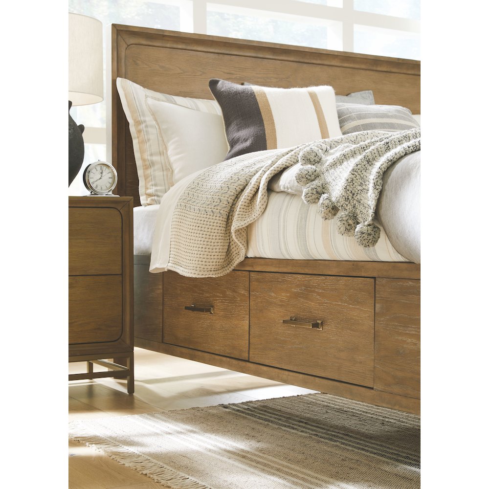 Lindon Belgian Wheat And Coffee Bean Queen Panel Storage Bed. Picture 4