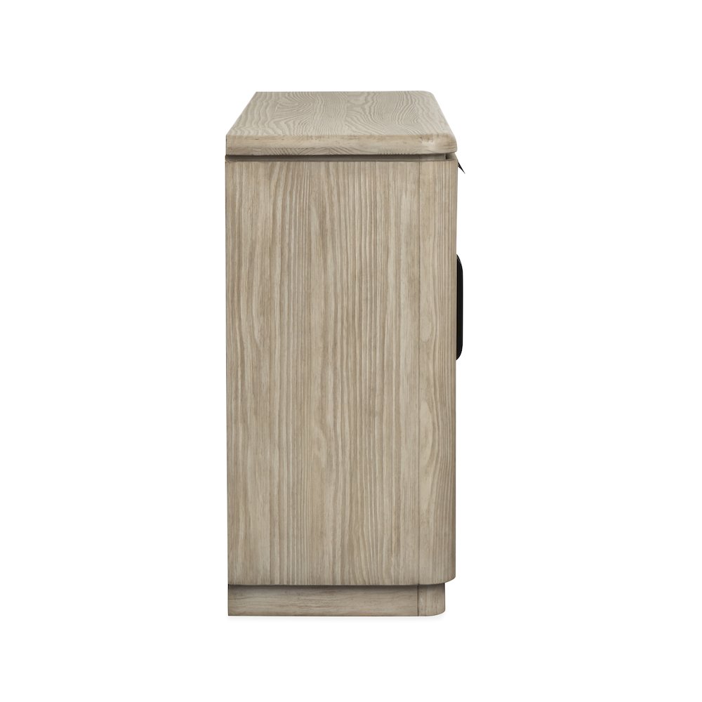 Braelyn Dorian Grey Server. Picture 3