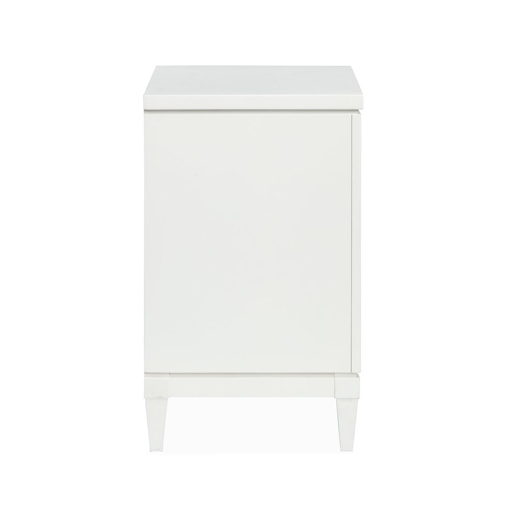 Springhouse Whisper White Door Nightstand. Picture 3
