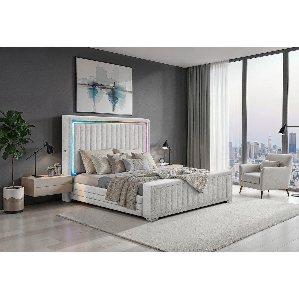 Elias Grey King Bed With Immersive Sound. Picture 1