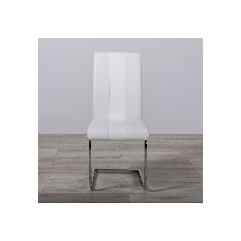 D915 White Dining Chair. Picture 1
