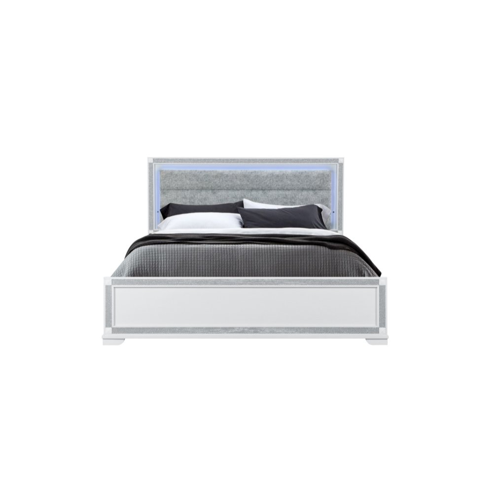 Soleil White King Bed. Picture 1