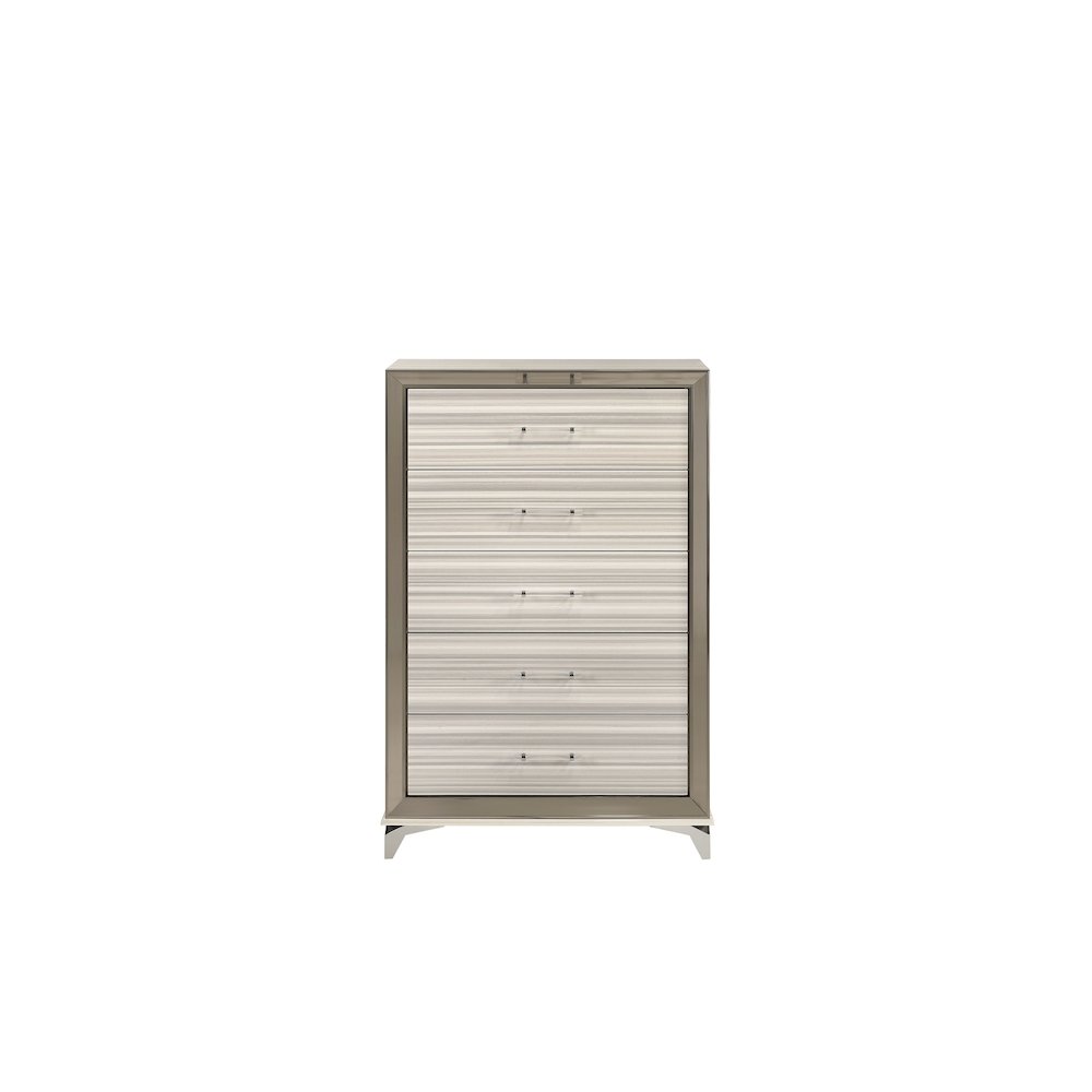 Modern Zambrano White Chest, White. Picture 3