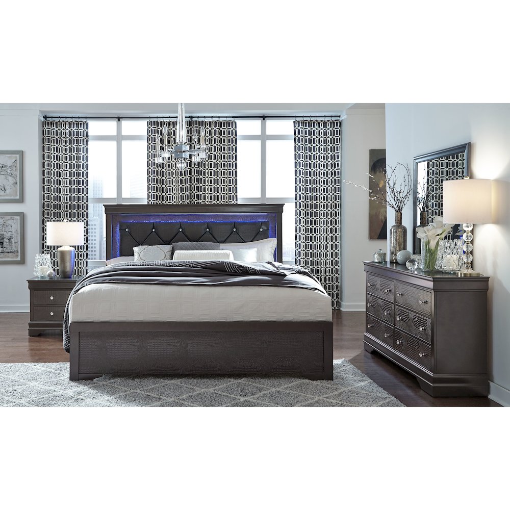 Traditional Glam Pompei Metallic Grey King Bed With Led, Grey. Picture 4
