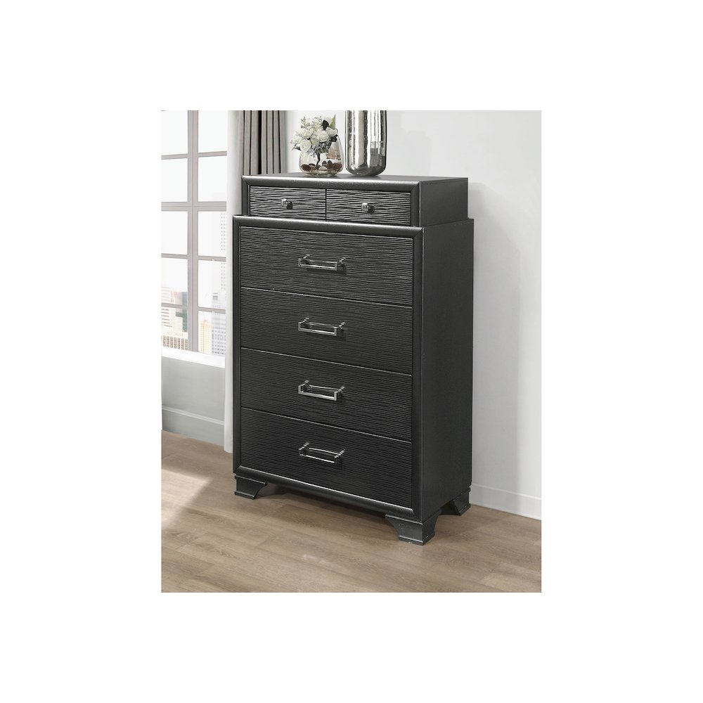 Transitional Glam Jordyn Grey Chest, Grey. Picture 3