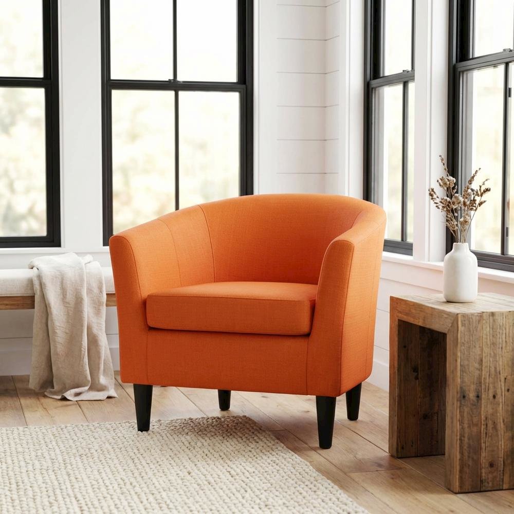 Windsor Club Chair. Picture 2