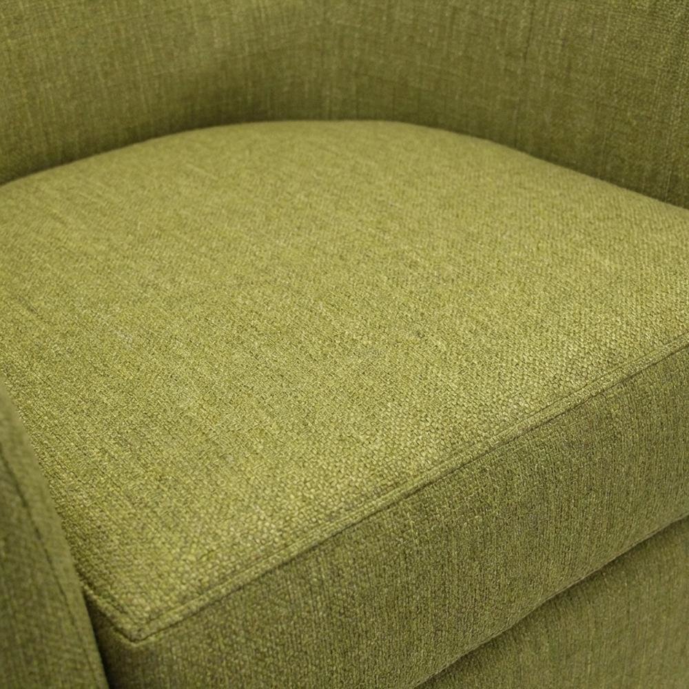 Windsor Club Chair. Picture 3