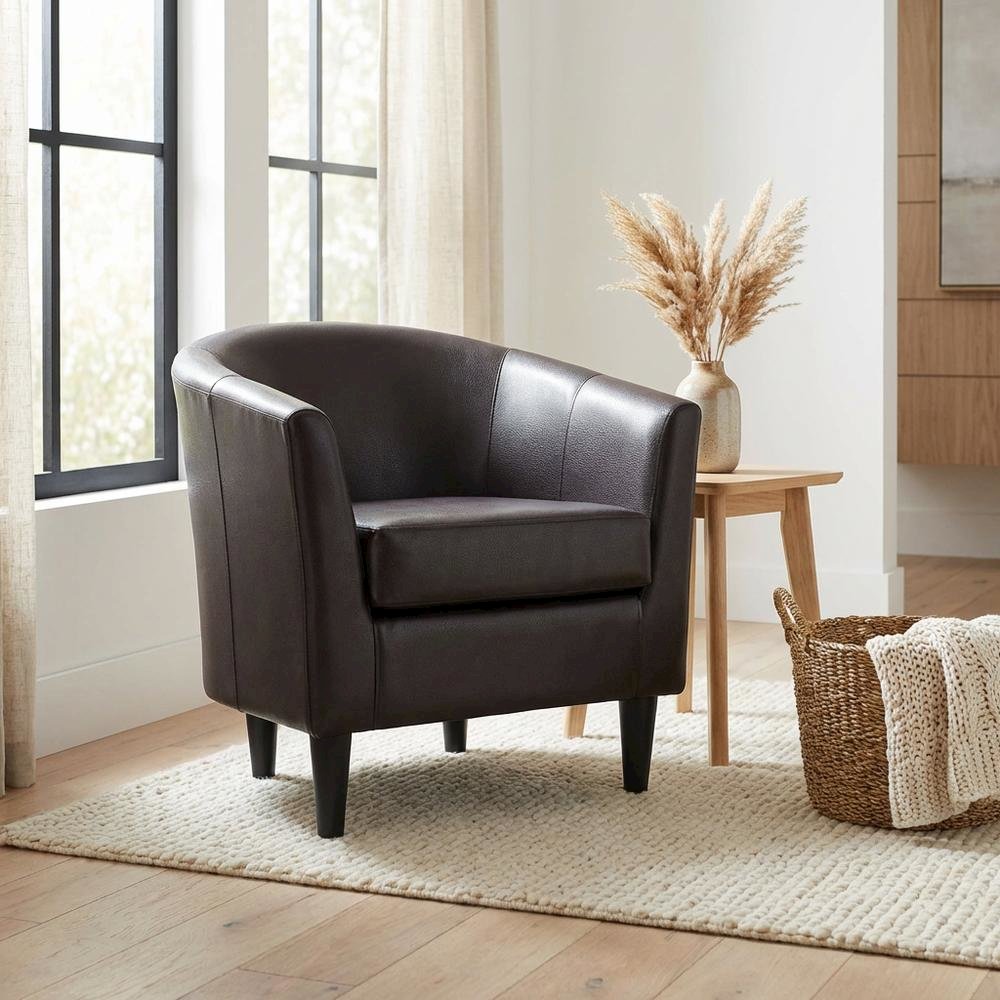 Windsor Club Chair. Picture 2