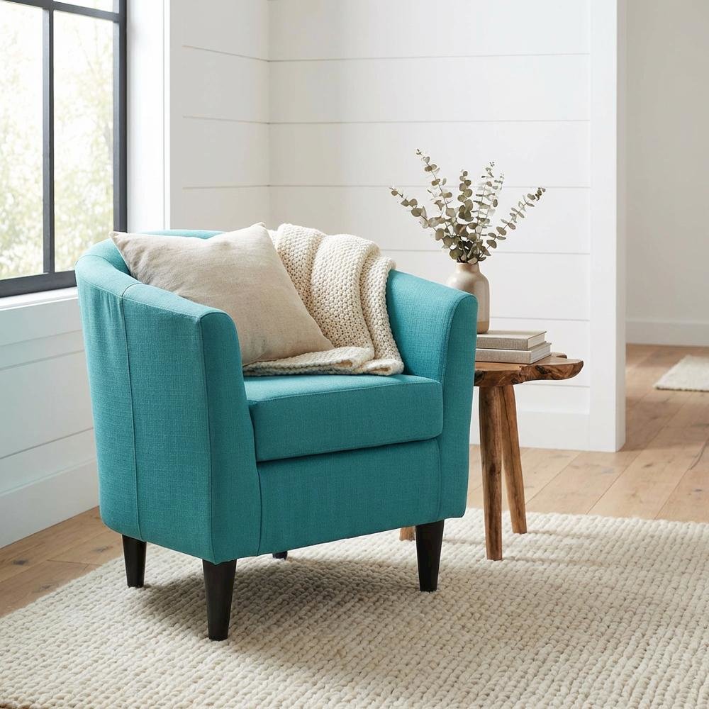 Windsor Club Chair. Picture 2