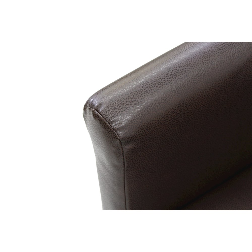 Savannah Club Chair - Leatherette Brown. Picture 5
