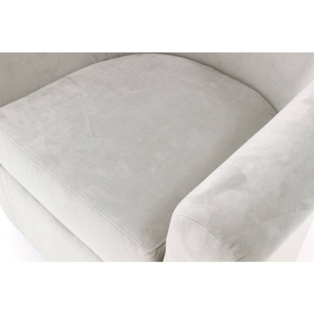 Marlee Swivel Club Chair. Picture 6