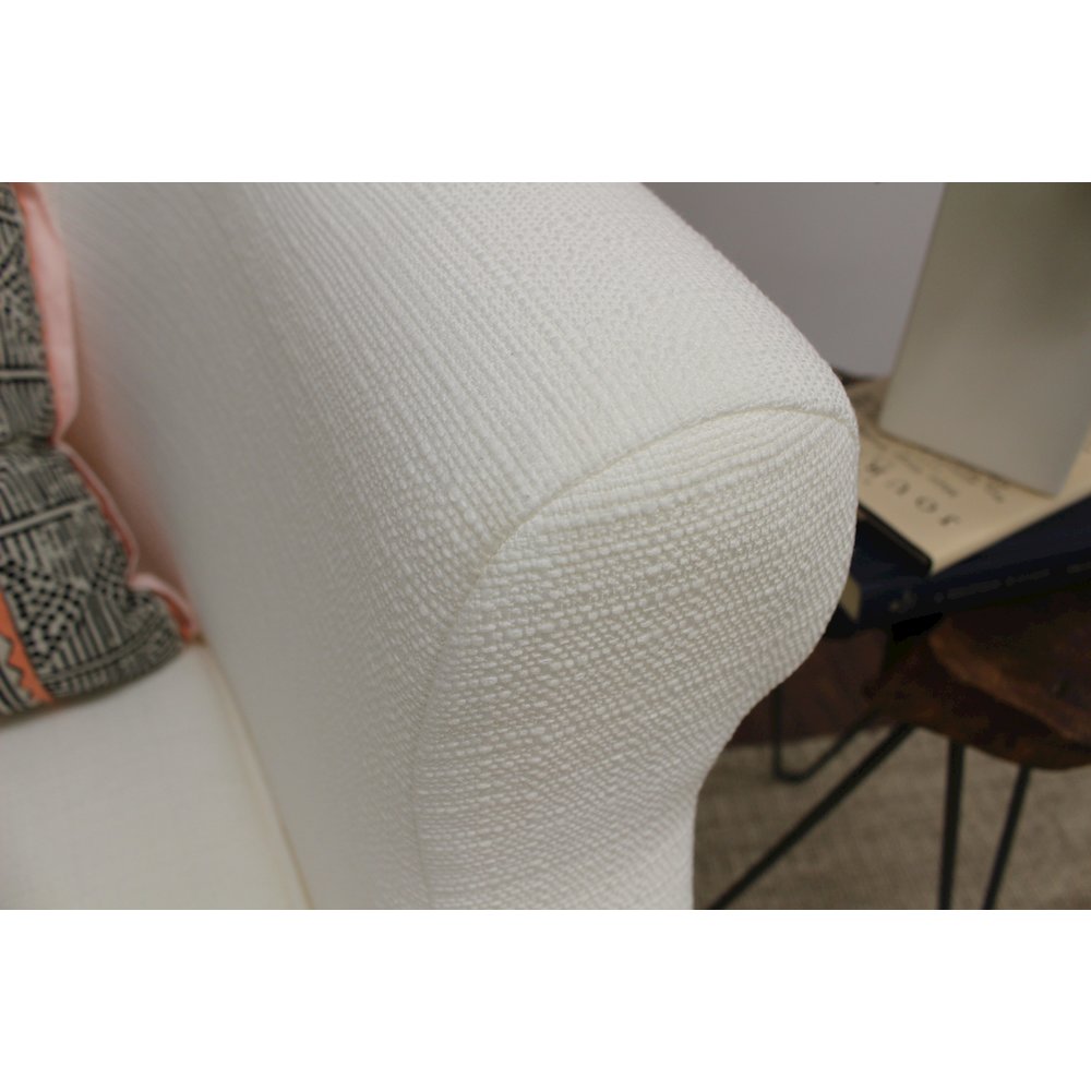 Nikole Club Chair - Depalma Ivory. Picture 5