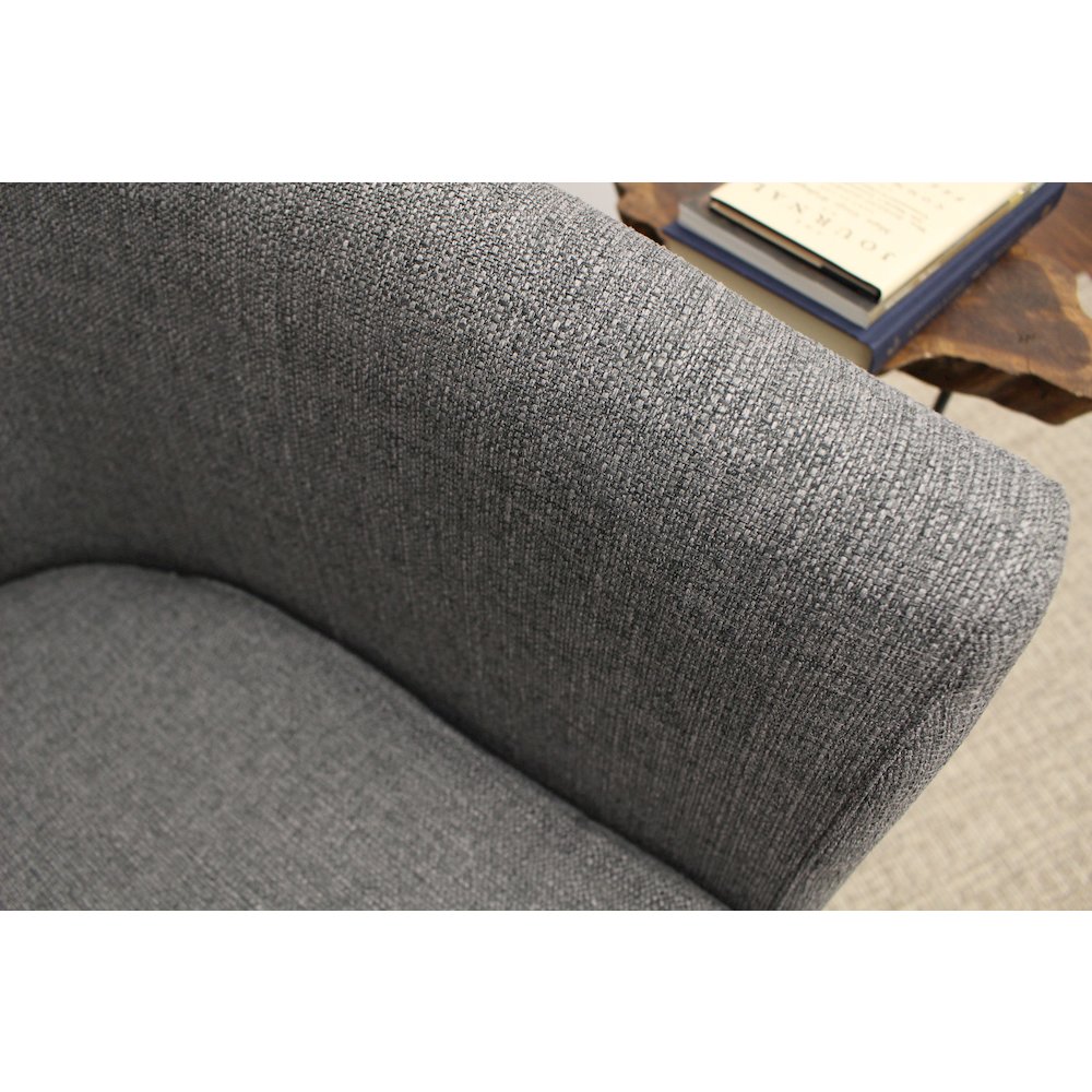 Windsor Club Chair. Picture 5