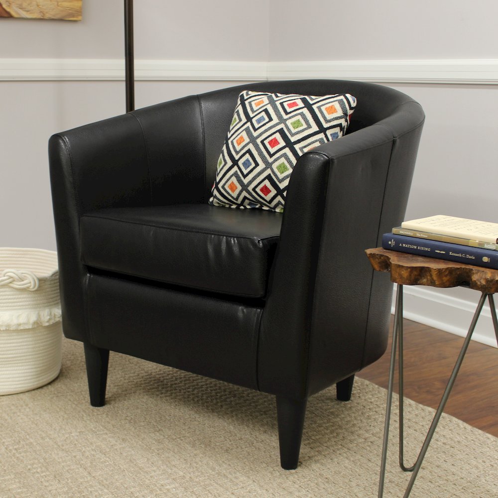 Windsor Club Chair. Picture 6