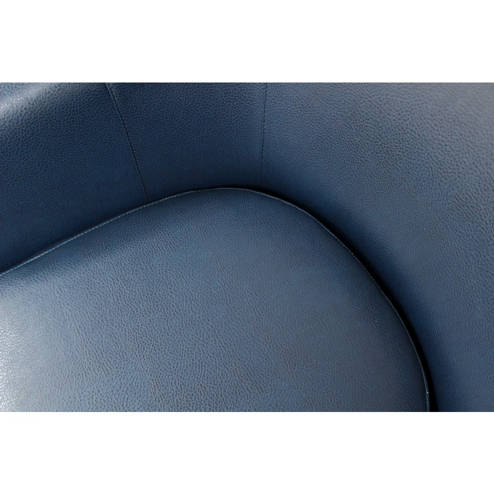 Windsor Club Chair. Picture 5