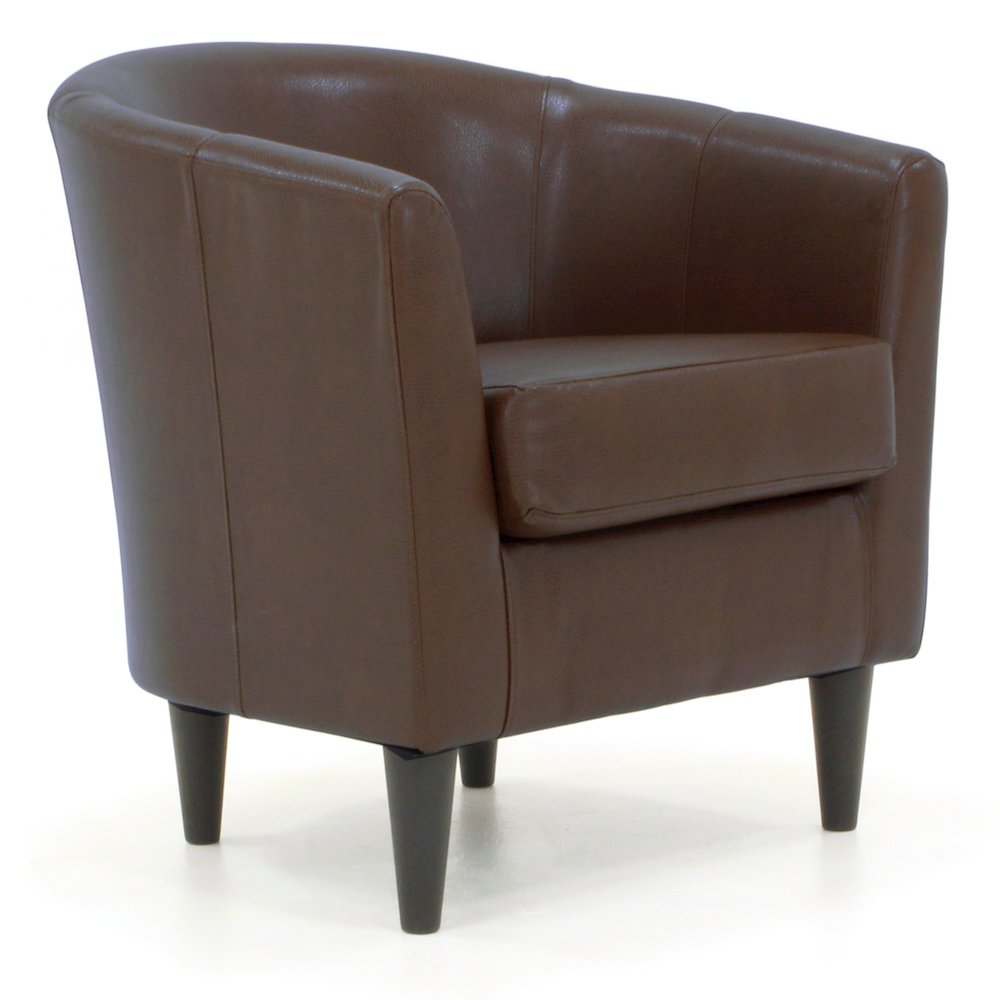 Windsor Club Chair. Picture 1