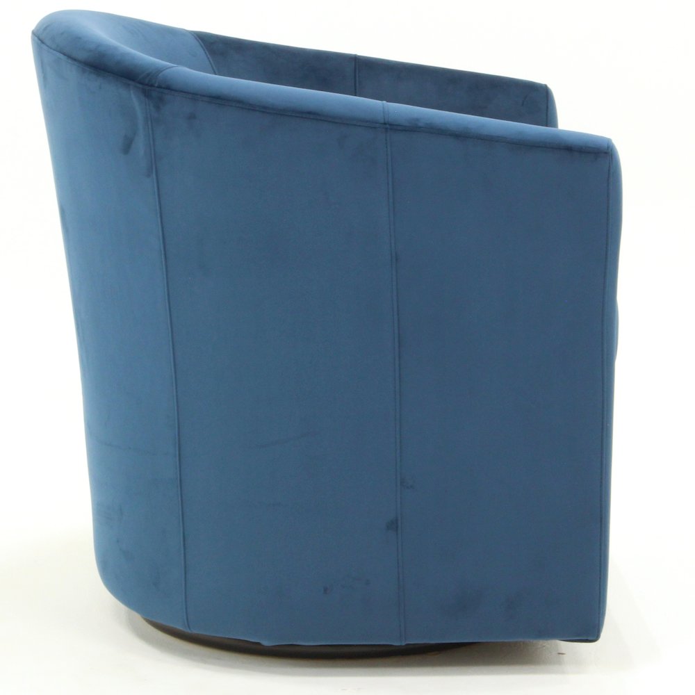 Windsor Swivel Club Chair. Picture 5