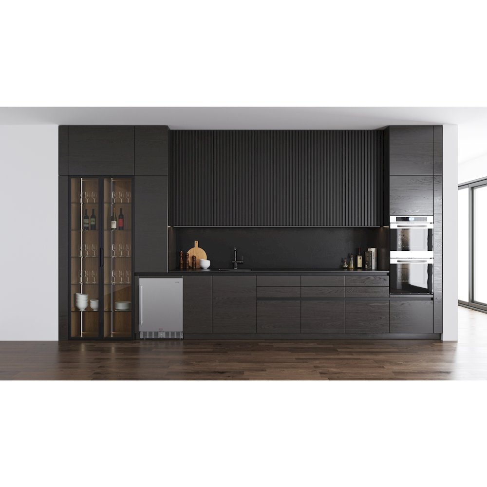 23.4 in. Stainless Steel, Door Built-In Refrigerator Beverage Cooler, 5 Cu. ft.. Picture 9