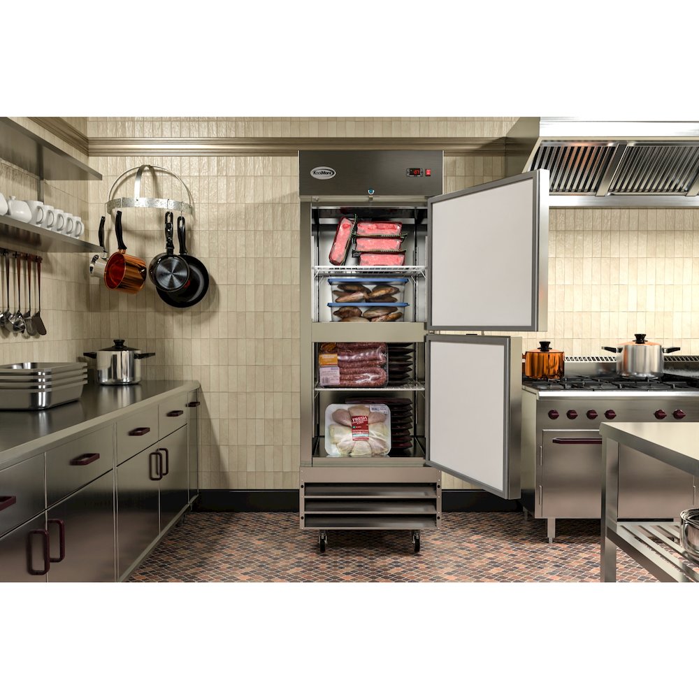 29 in. Commercial Stainless Steel Solid Half Door Reach-In Freezer 23 cu. ft.. Picture 12