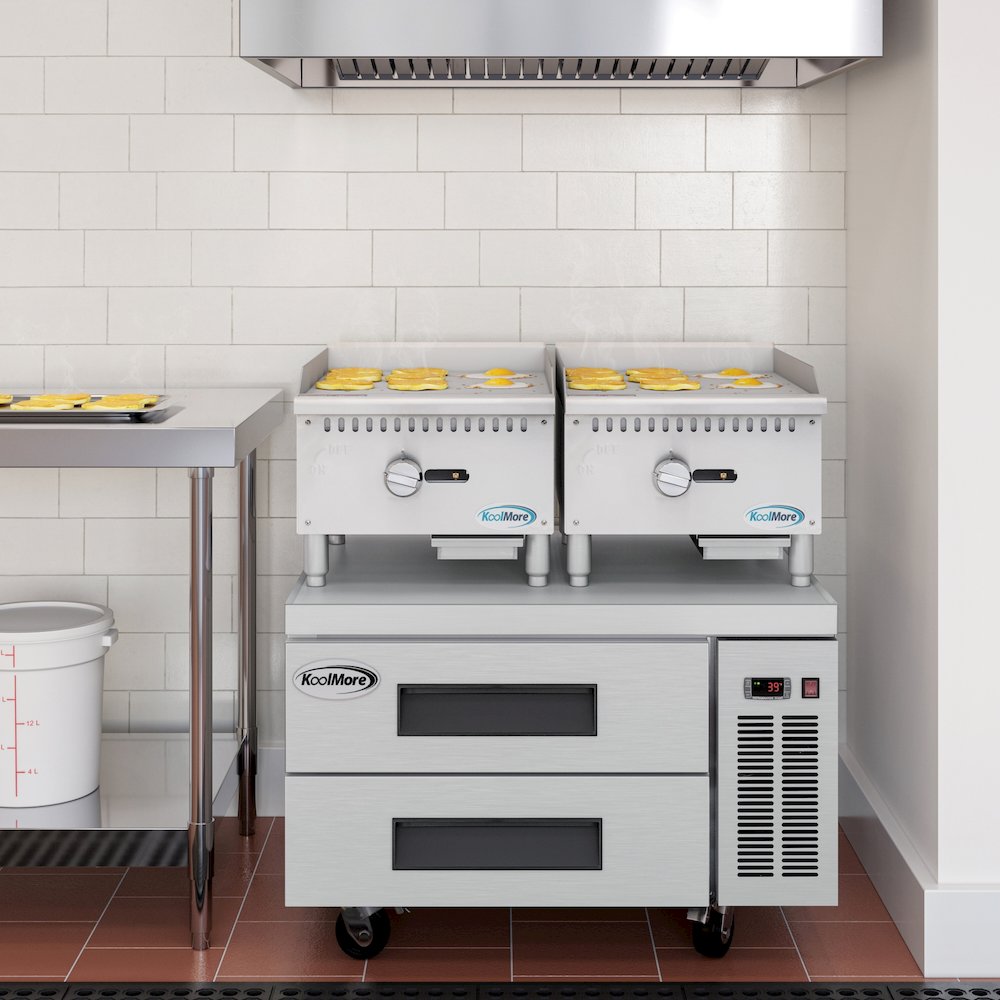 18 in. Natural Gas 1-Burner Griddle with 30,000 BTU in Stainless-Steel. Picture 4