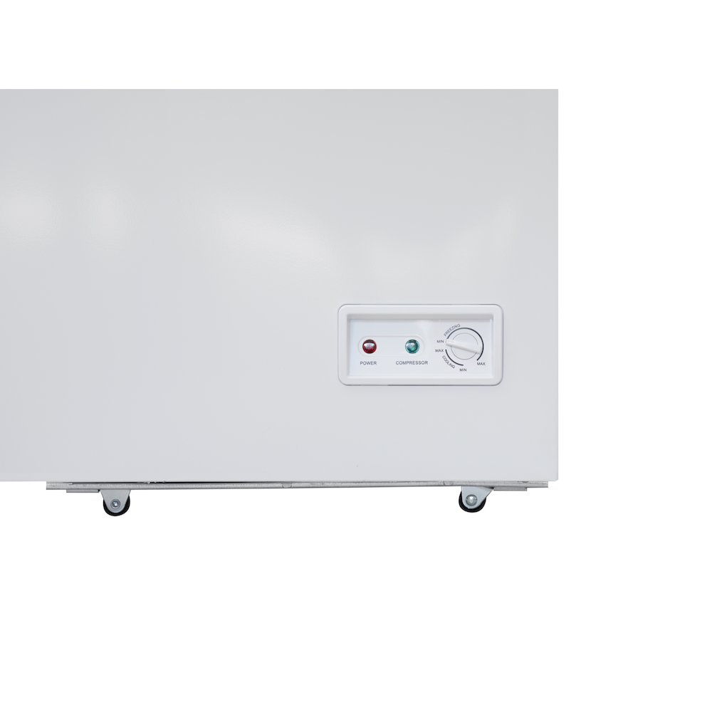 79 in. Commercial Chest Freezer, 30 Cu. Ft. in White, ETL Listed. Picture 9