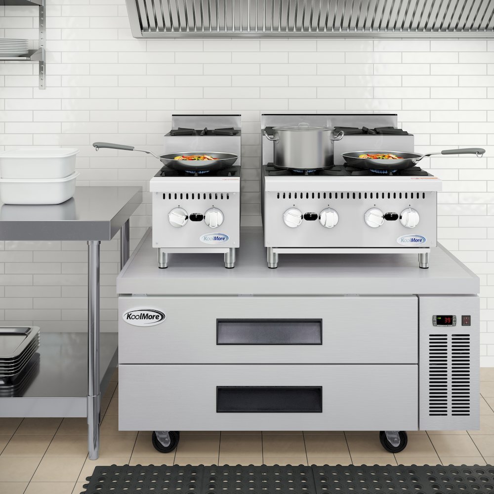 24 in. Commercial Four-Burner Step Up Range, 104000 BTU in Stainless-Steel. Picture 4