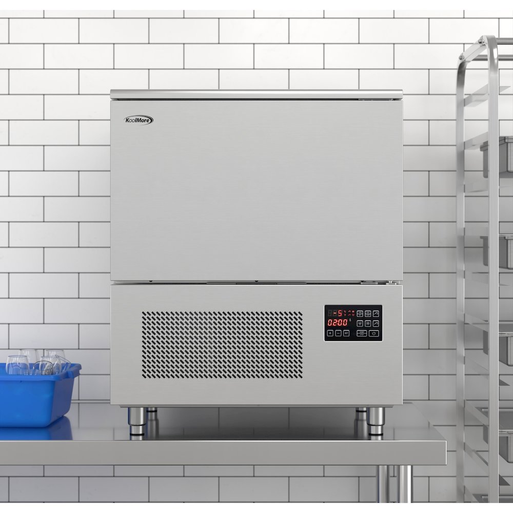 30 in. 5-Pan Countertop Blast Chiller 30 lbs Rapid Chill / 26.5 lbs Rapid Freeze. Picture 5