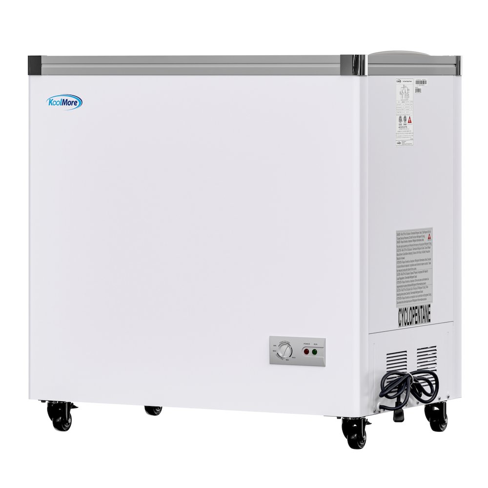 33 in. Flat Top Ice Cream Display Freezer, 7 cu. ft. Capacity in White. Picture 7