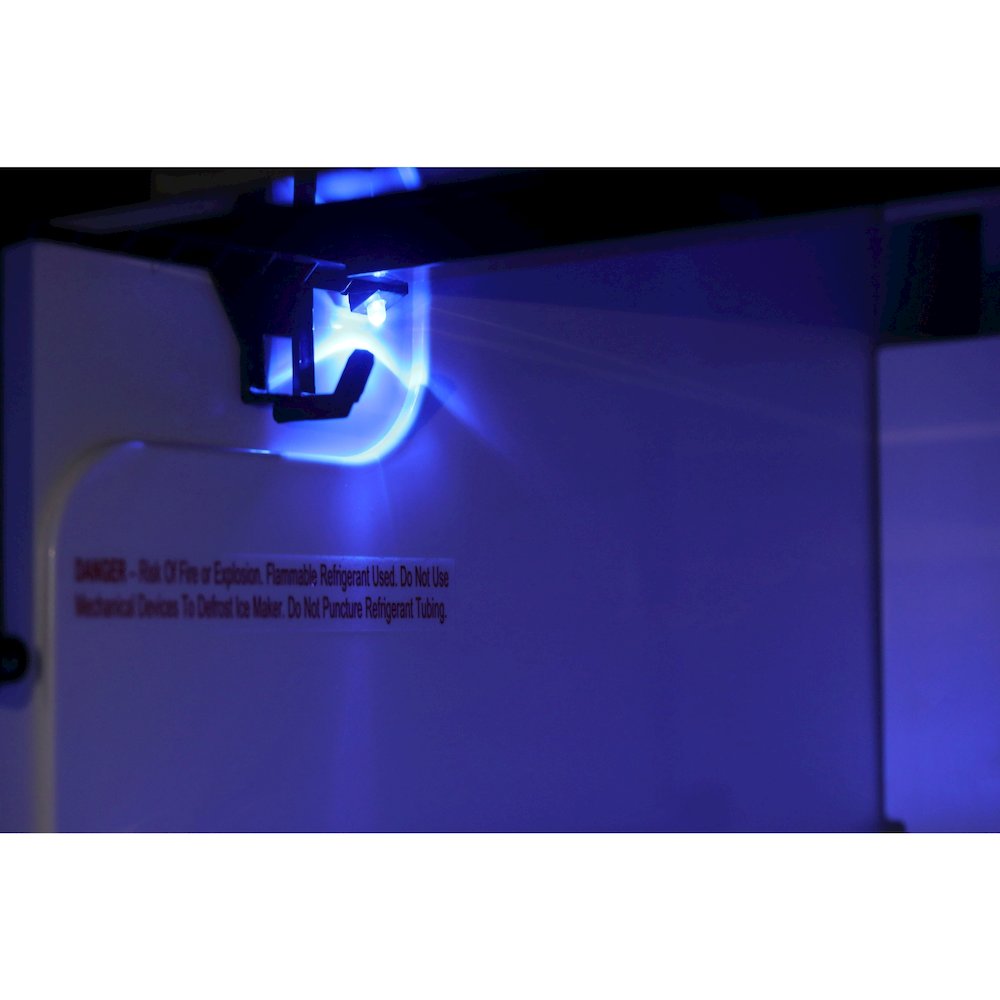 18 in. 100 lbs./24 hrs. & Residential Crescent Ice Maker. Picture 10