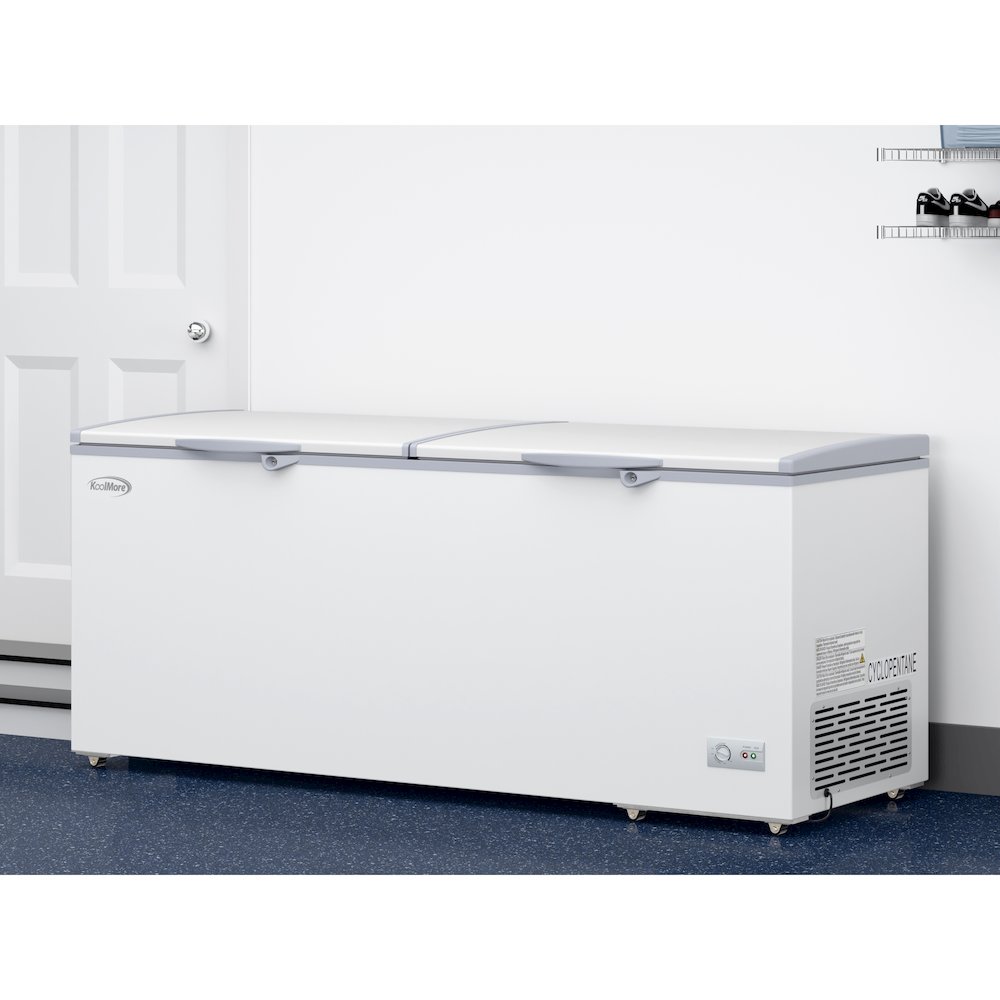 76 in. Commercial Chest Freezer 20 cu ft.. Picture 5
