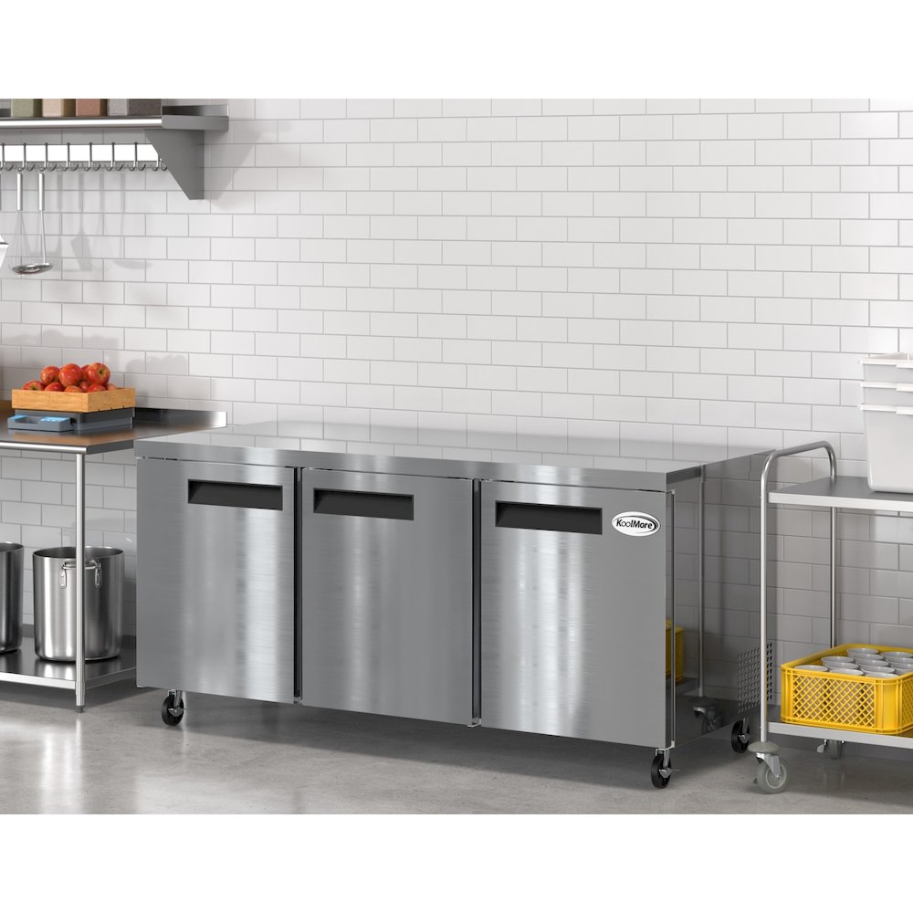 72 in. Three Door Commercial Undercounter Refrigerator 18 cu. ft.. Picture 5