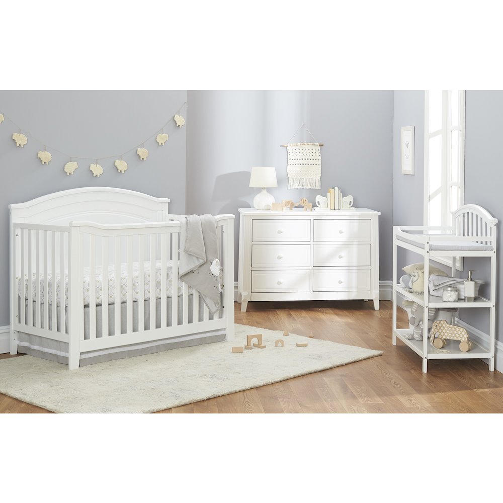 Sorelle Berkley Round Top Panel Crib,White Color. Picture 4