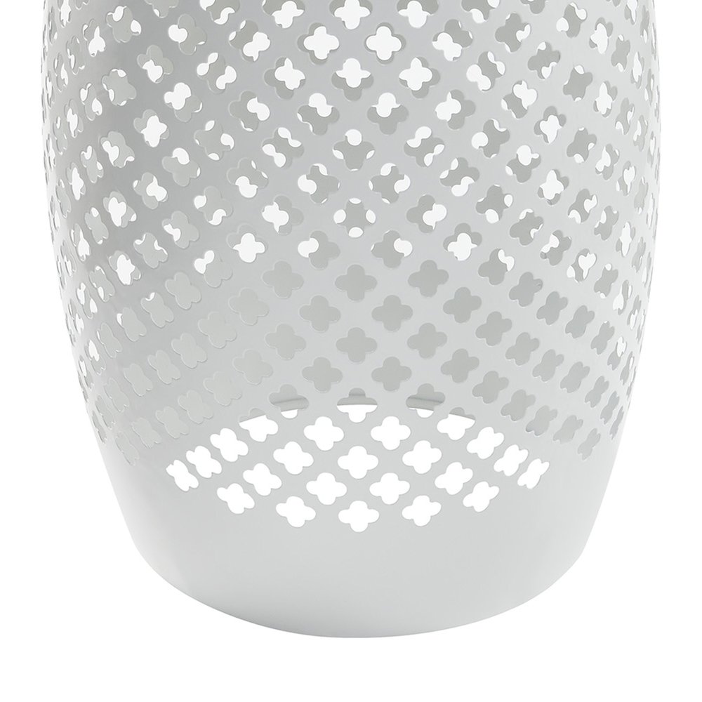 Outdoor Lace Cut Side Table, White. Picture 5