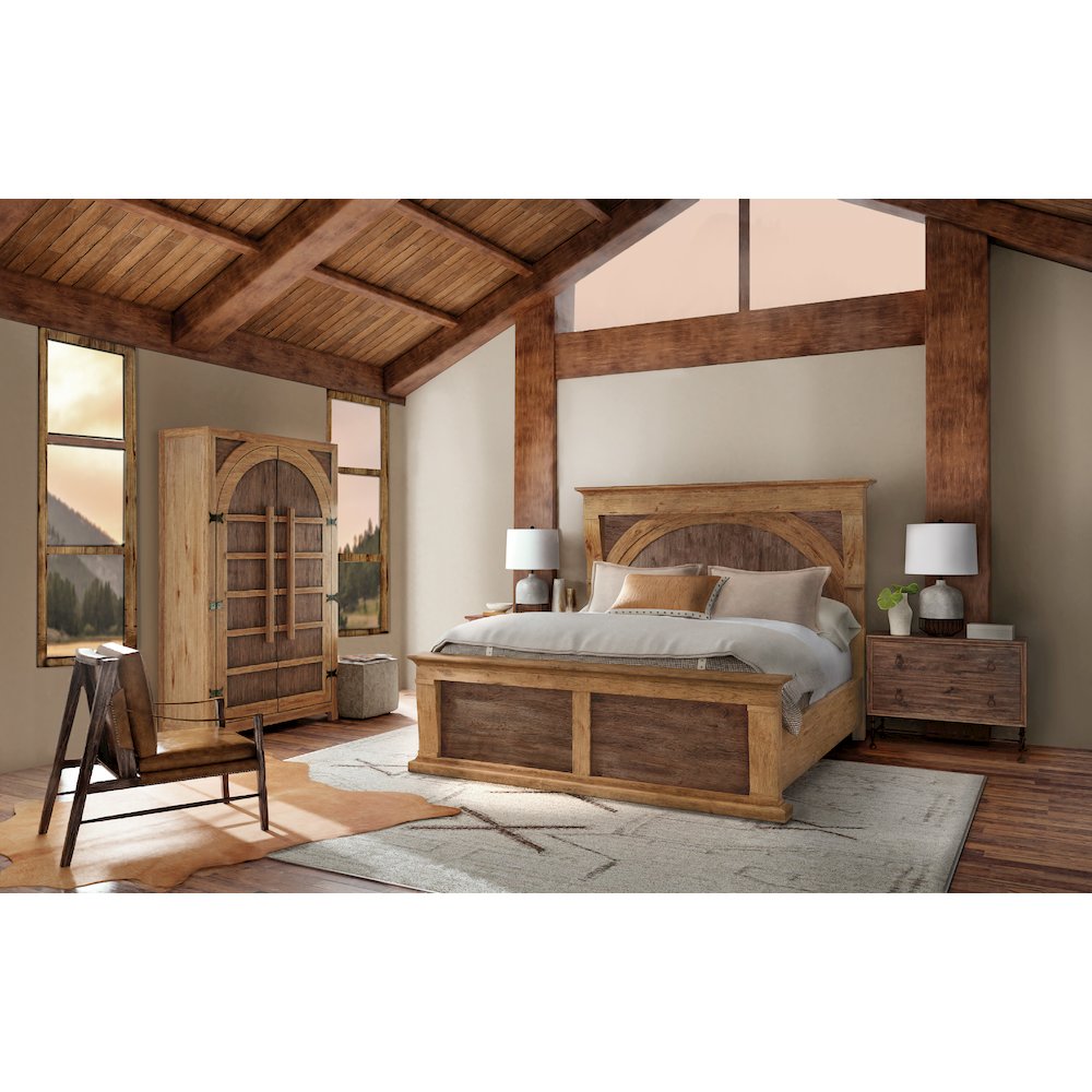 Hooker Furniture Big Sky Veneers and Solid Wood Bachelors Chest in Brown. Picture 5