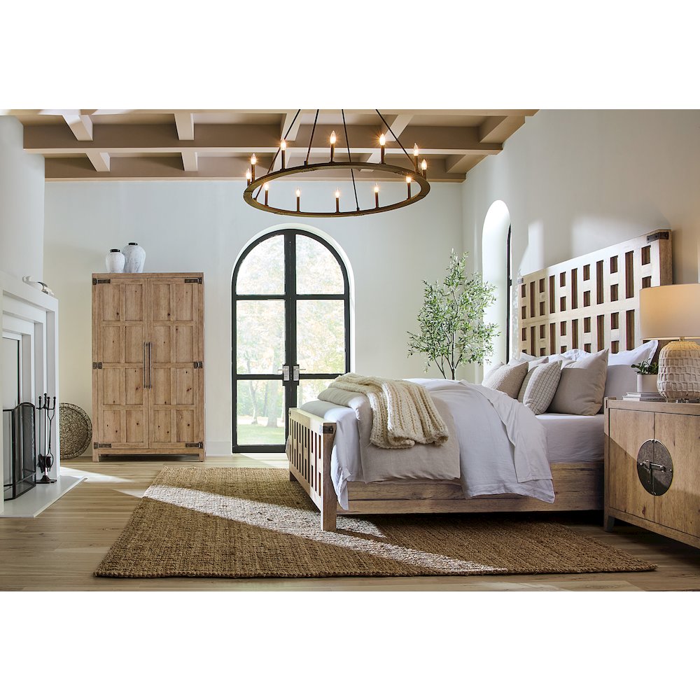 Vineyard Row Wardrobe in Light Natural Wood by Hooker Furnishings. Picture 7