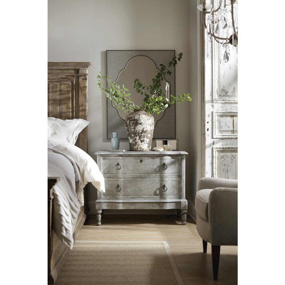 Hooker Furniture Bedroom Boheme Verbena Bachelors Chest. Picture 7