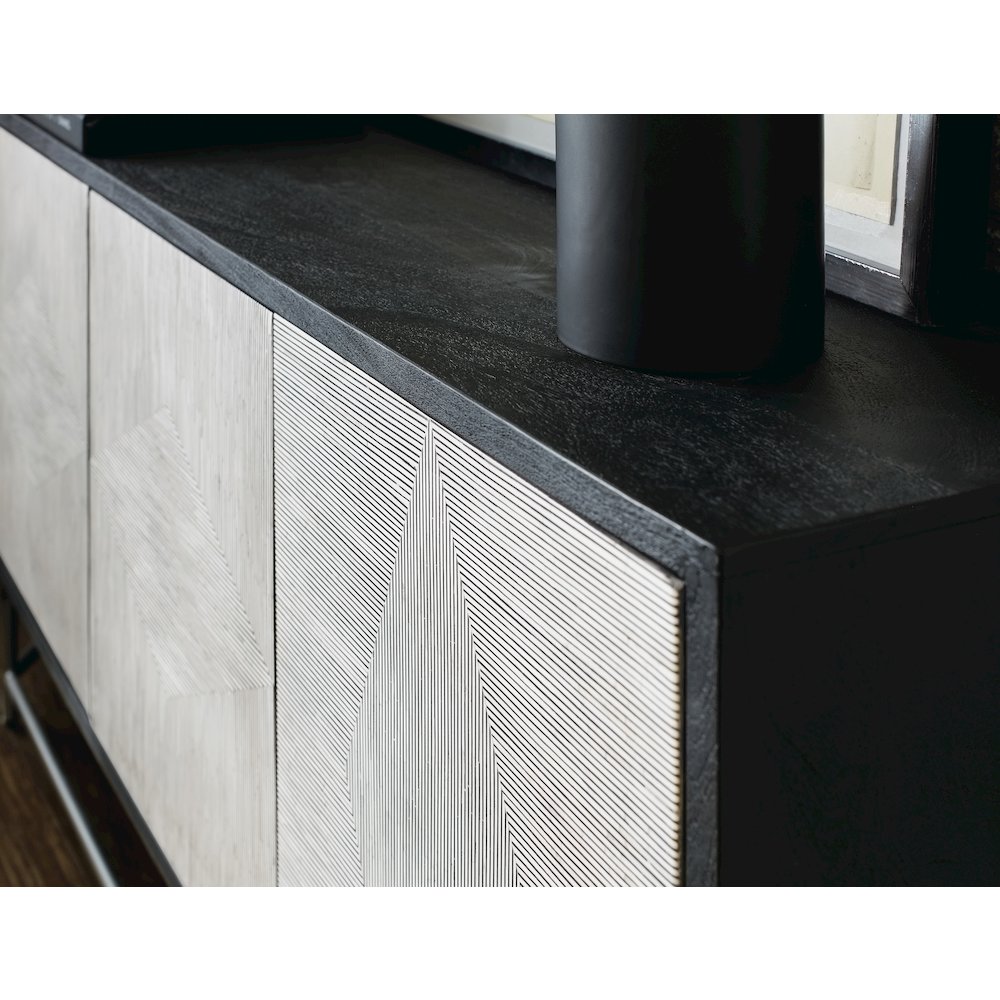 Hooker Furniture Commerce and Market Fine Lines Wood Credenza in White. Picture 5