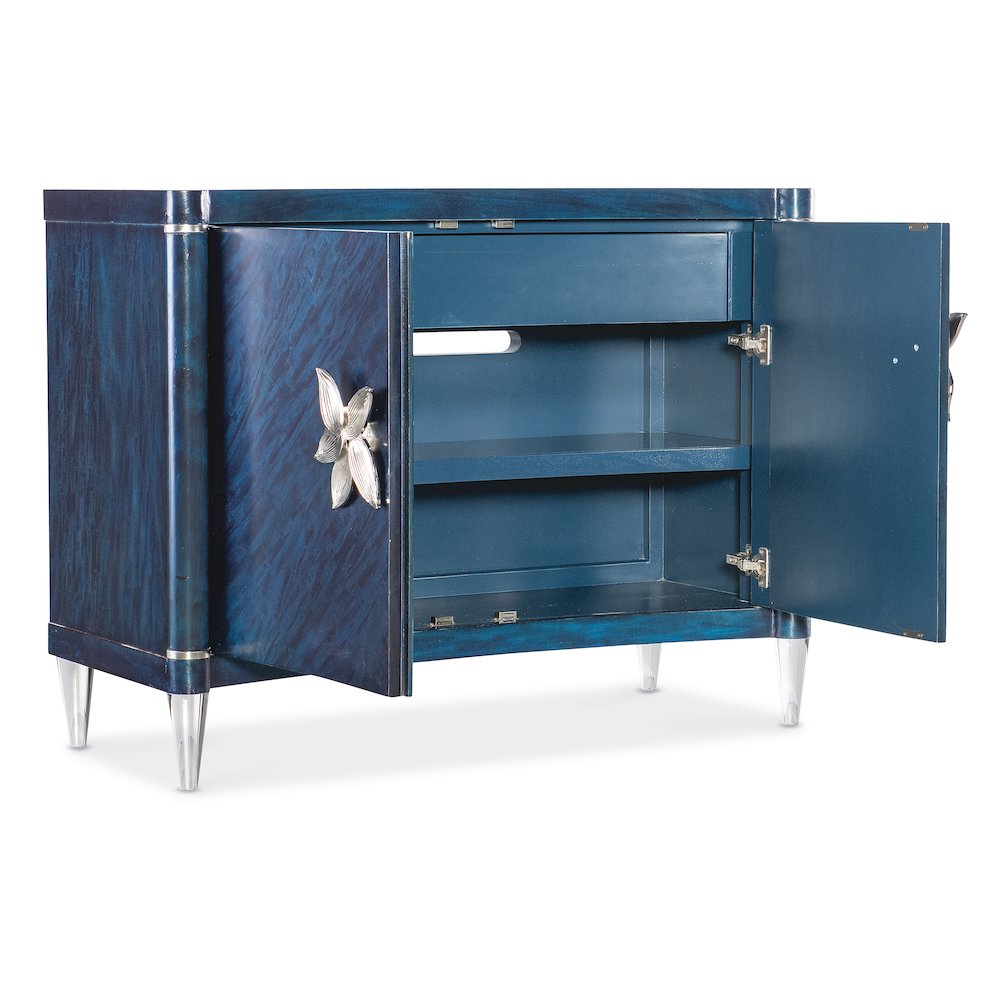 Melange Sapphire Wood Accent Chest in Blue by Hooker Furniture. Picture 2