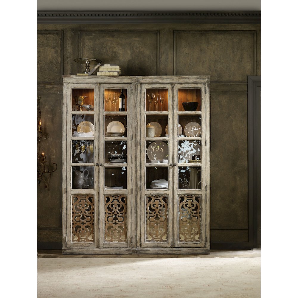 Chatelet 2 Door Wood Door Bunching Curio in Caramel Froth by Hooker Furniture. Picture 2